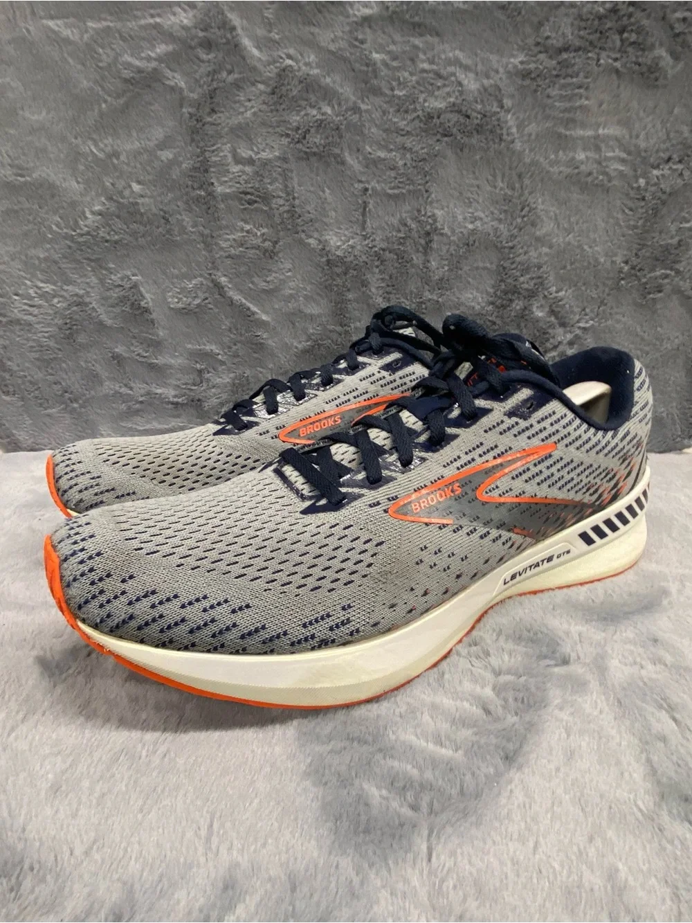 Brooks levitate GTS 5 Mens Size 12 Gray Blue Orange Running Casual Sneakers